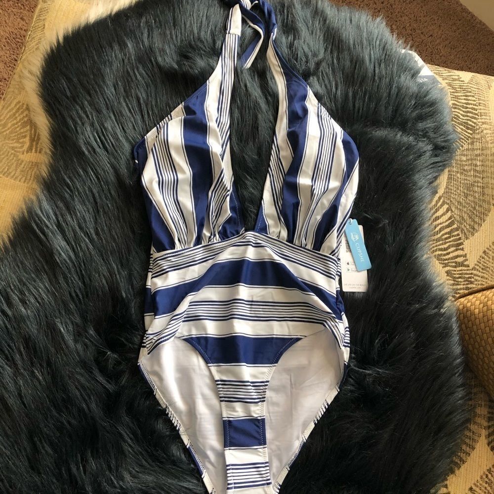 Cupshe navy/white one piece size small